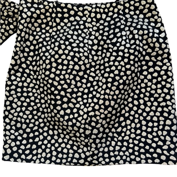 J. Crew Black and Gold Metallic Pebble Print Jacquard Wrap Skirt Size 4 - Picture 6 of 16